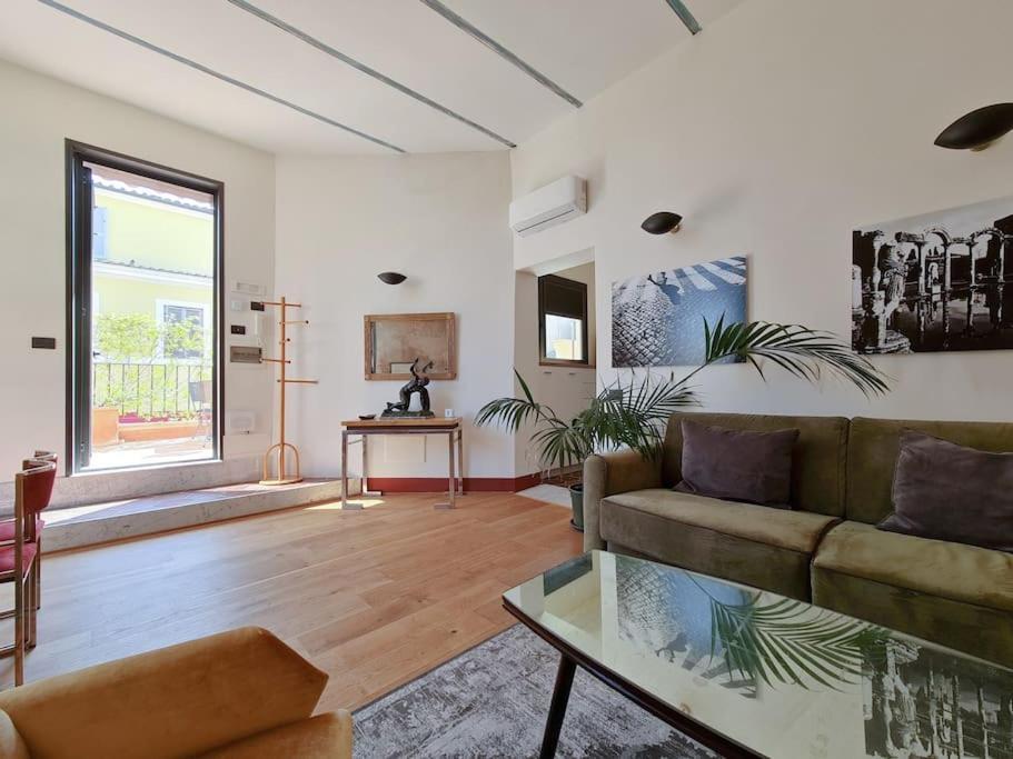 Boutique Penthouse With Terrace, Spanish Steps Apartamento Roma
